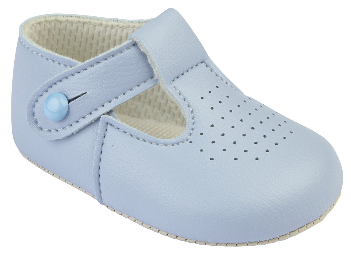 christening baby shoes