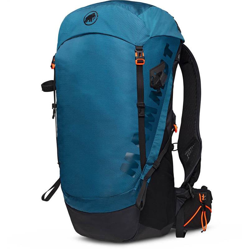 lightweight hiking rucksack